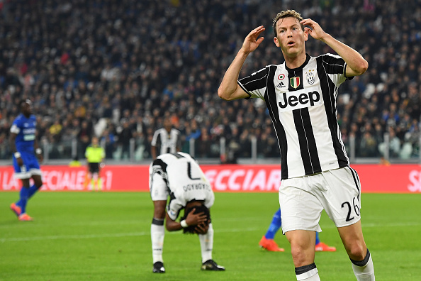 Mercato Juve: La destinazione di Lichtsteiner