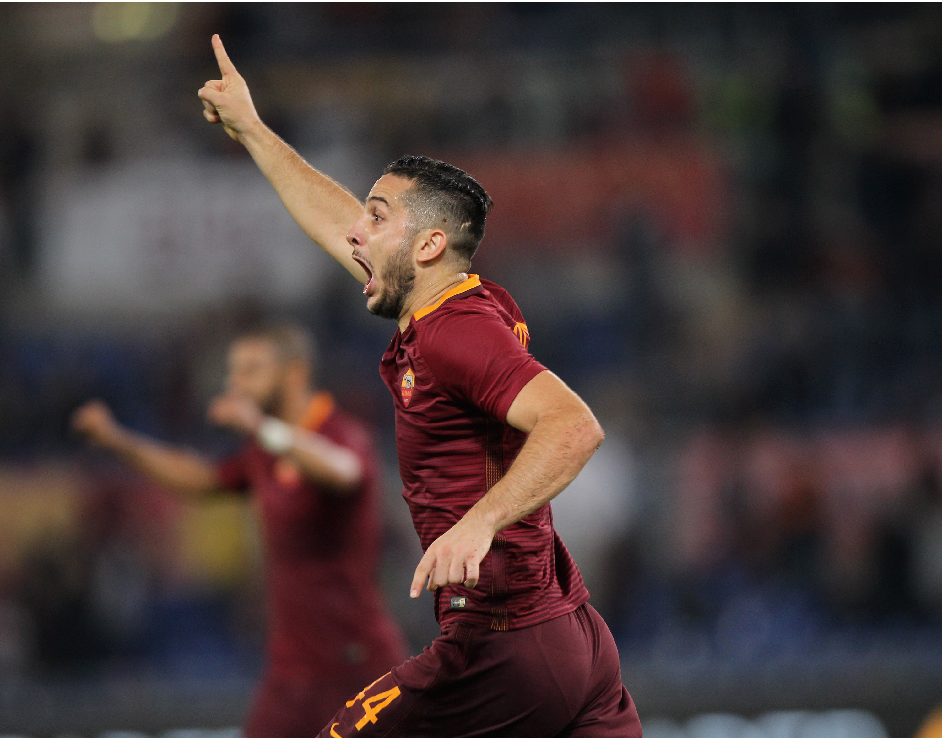 Manolas