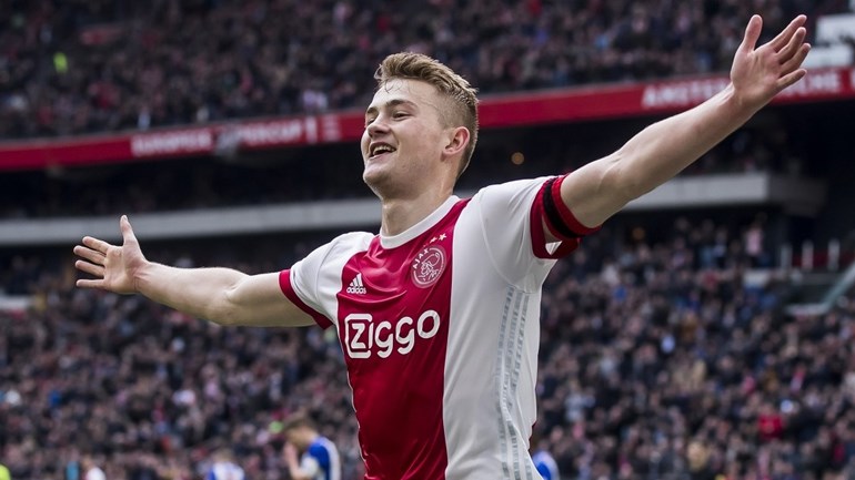 Calciomercato Juventus: de Ligt obiettivo numero uno per la difesa.