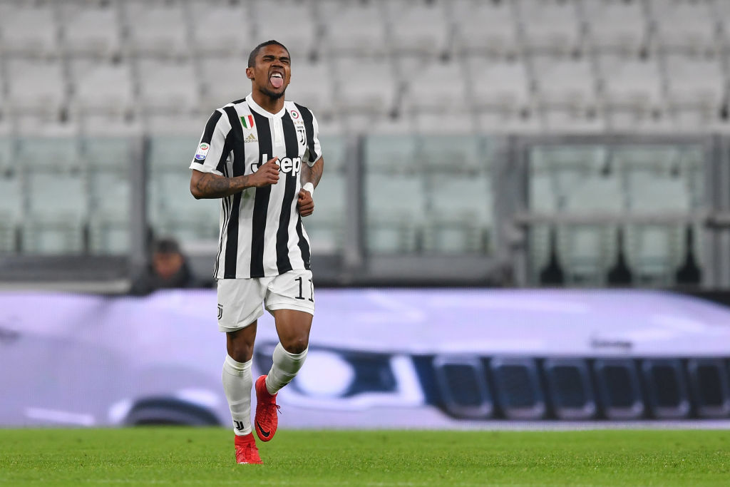 Calciomercato Juventus: Douglas Costa potrebbe rimanere.