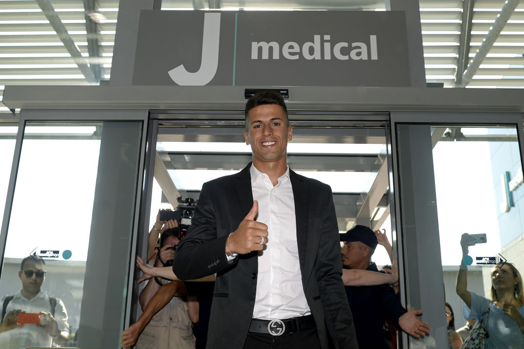 Joao Cancelo su Instagram dopo la presentazione ufficiale in bianconero