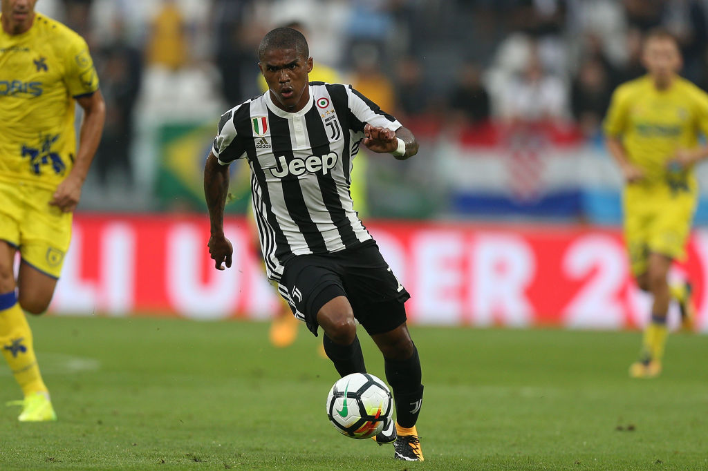 Mercato Juve: Douglas Costa piace a Sarri.