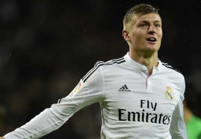 Notizie Juve, Toni Kroos rinnova con il Real Madrid.