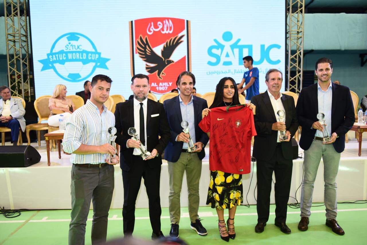 Guadalupe, Maniche, Nuno Gomes e Coelho con la principessa del Qatar