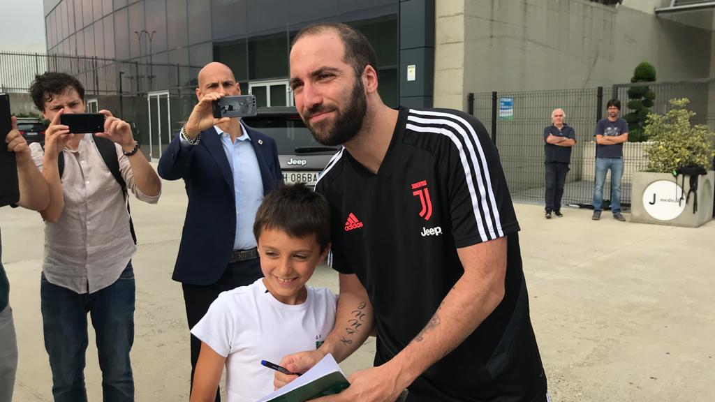 Notizie Juve, Higuain sempre in vendita.