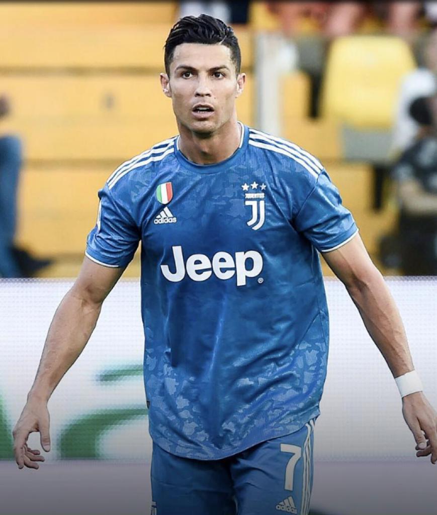 Ronaldo senza logo MVP