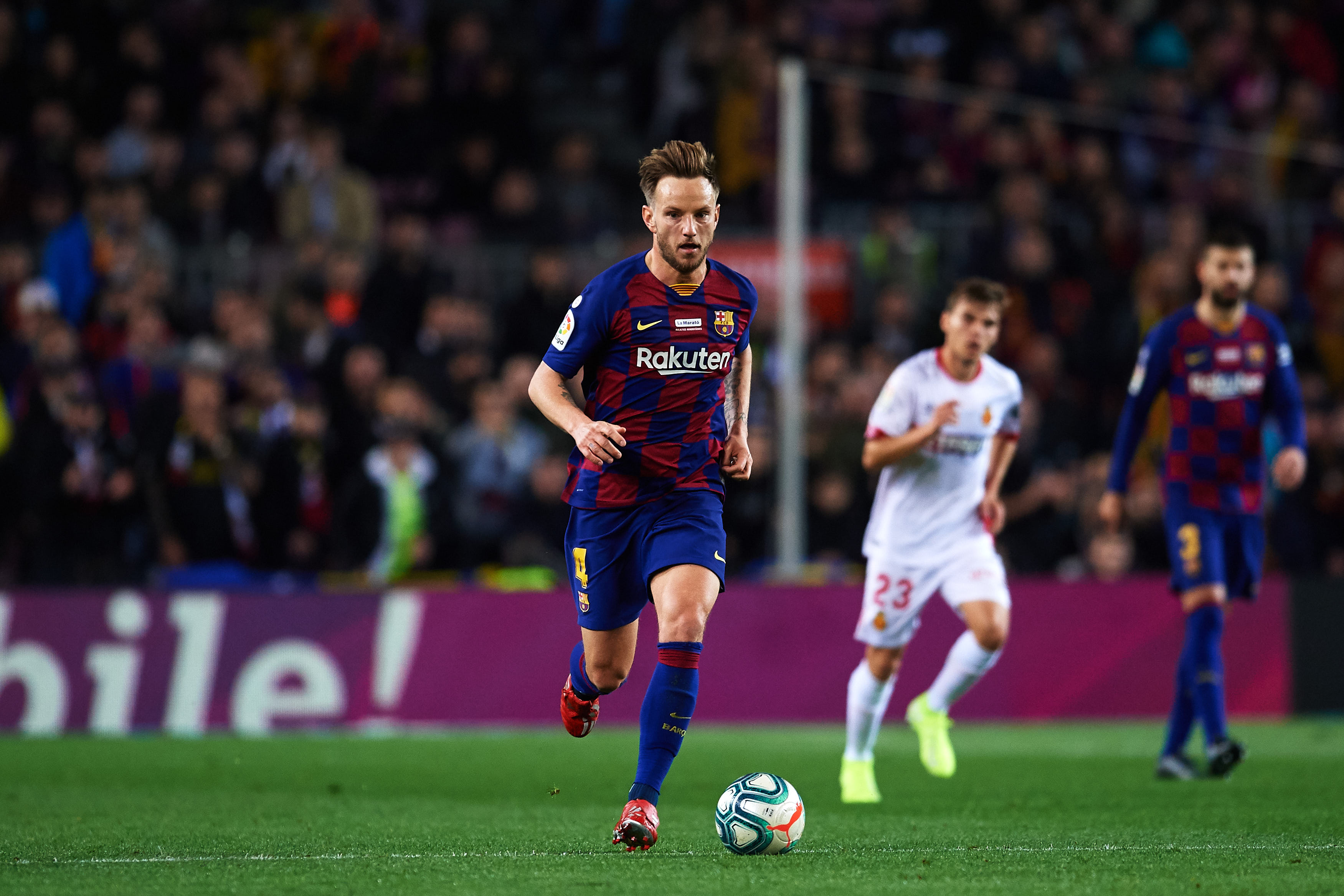 Mercato Juventus: Ivan Rakitic è un'opzione per la mediana.