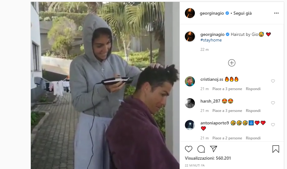 Georgina taglia i capelli a Ronaldo