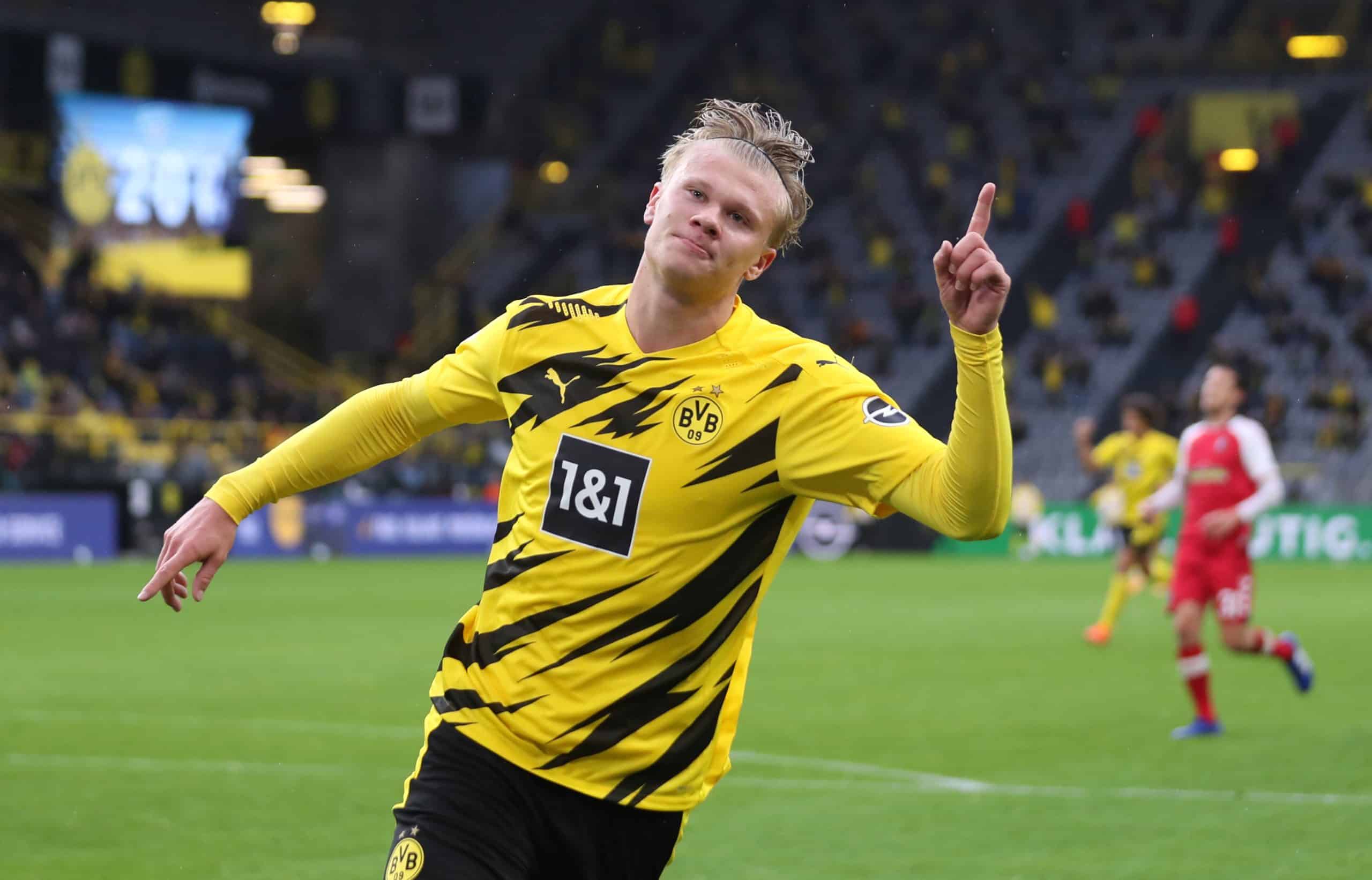 Haaland con la maglia del Borussia Dortmund