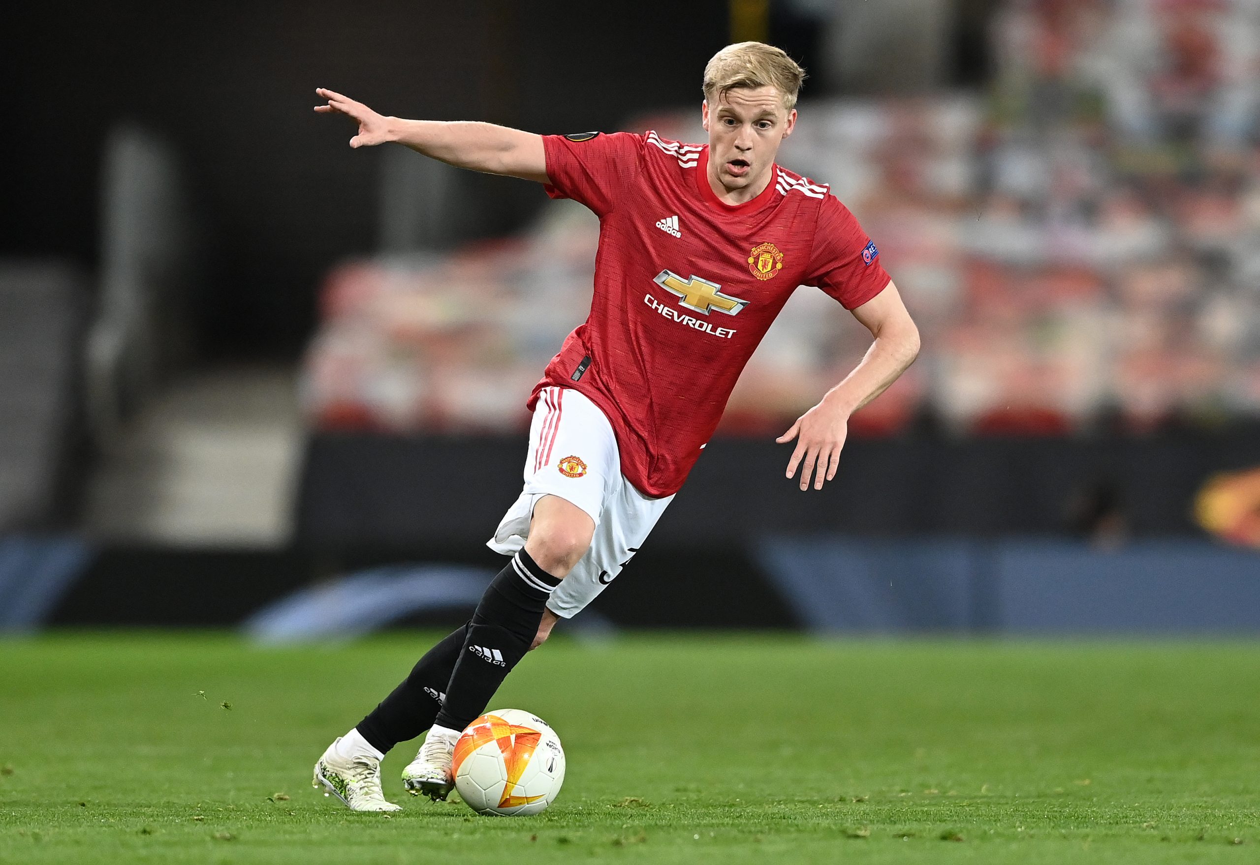 Van de Beek può lasciare il Manchester United.