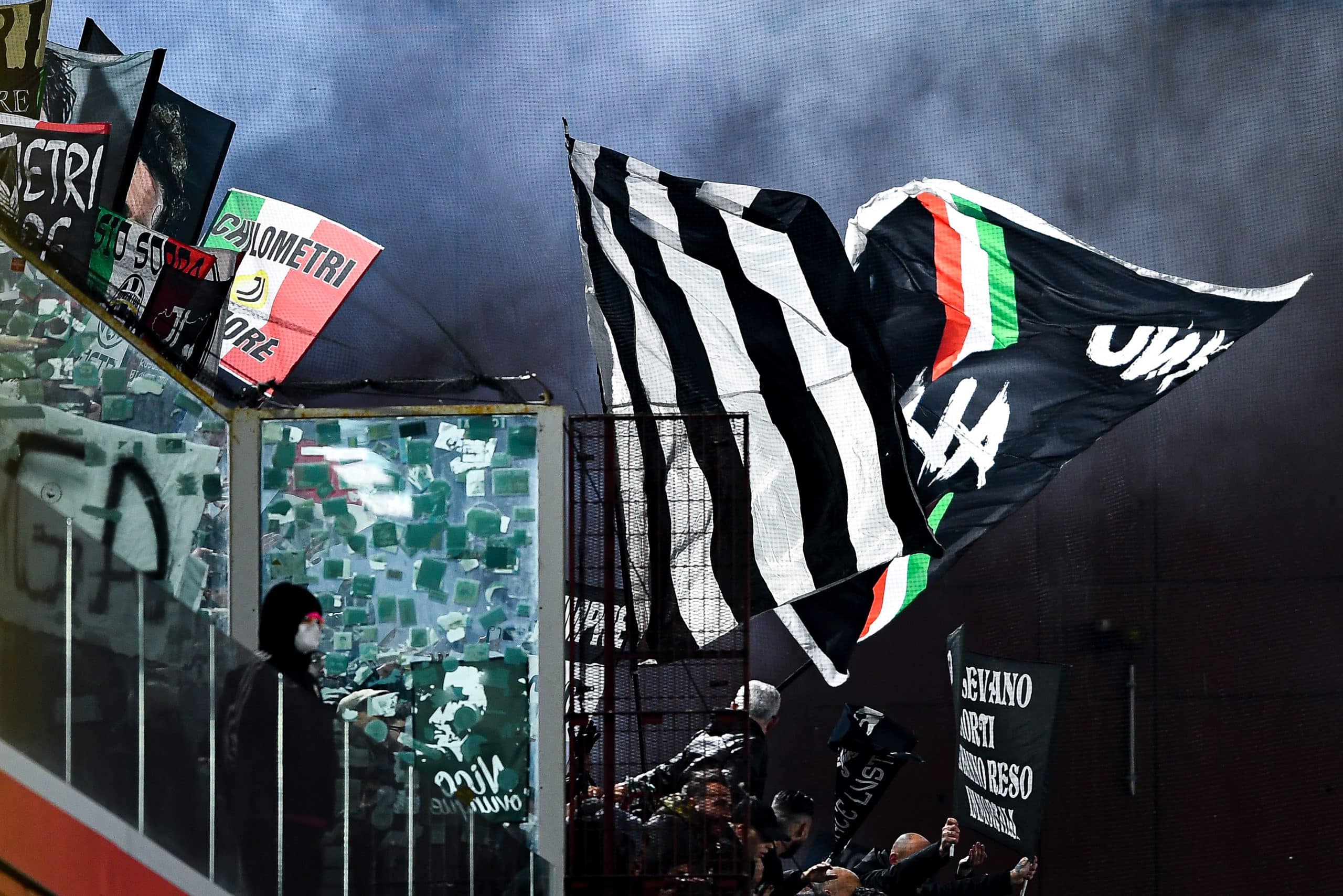 Juventus tifosi curva stadium