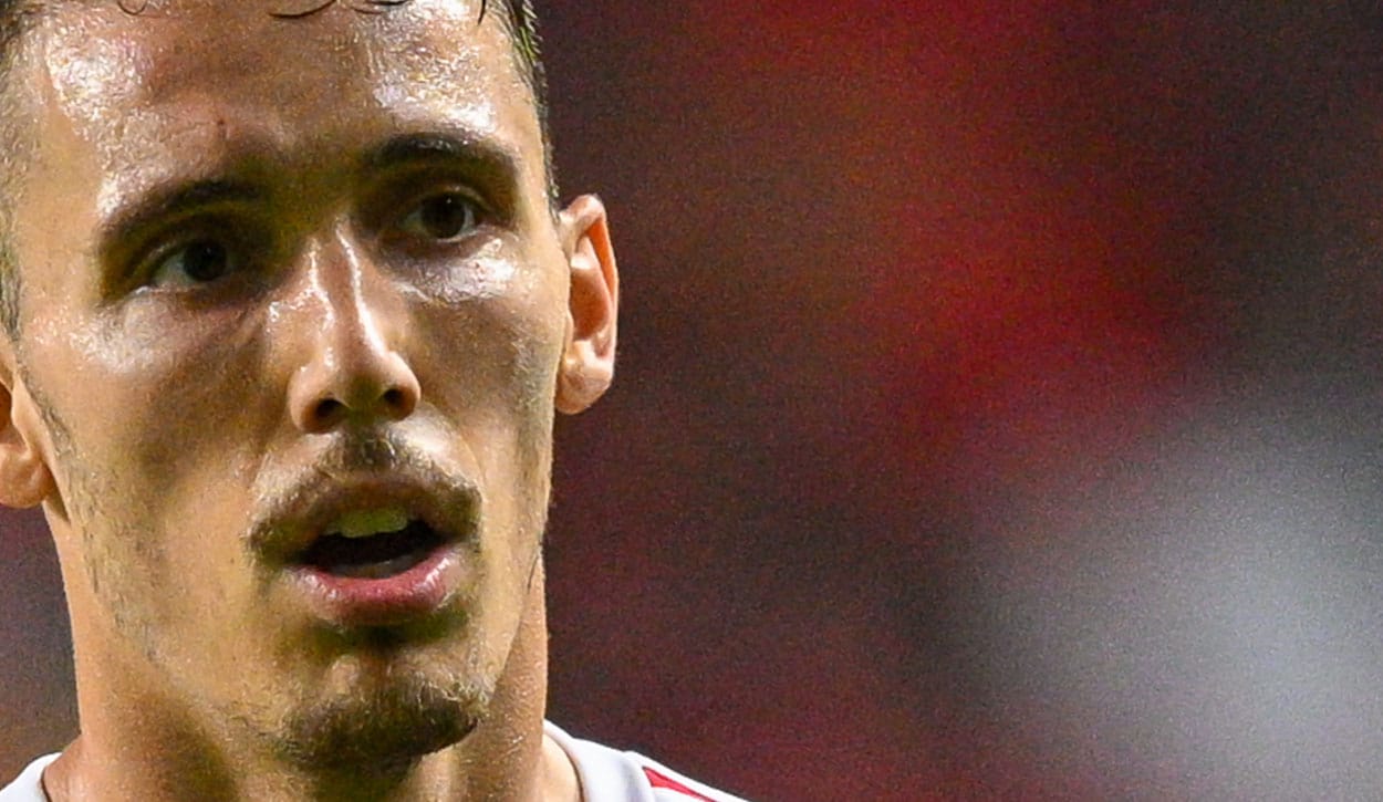 Grimaldo pronto a firmare un triennale con la Juventus