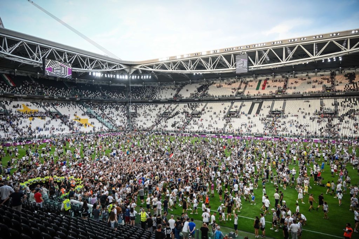 Lo Juventus Stadium pieno di tifosi bianconeri